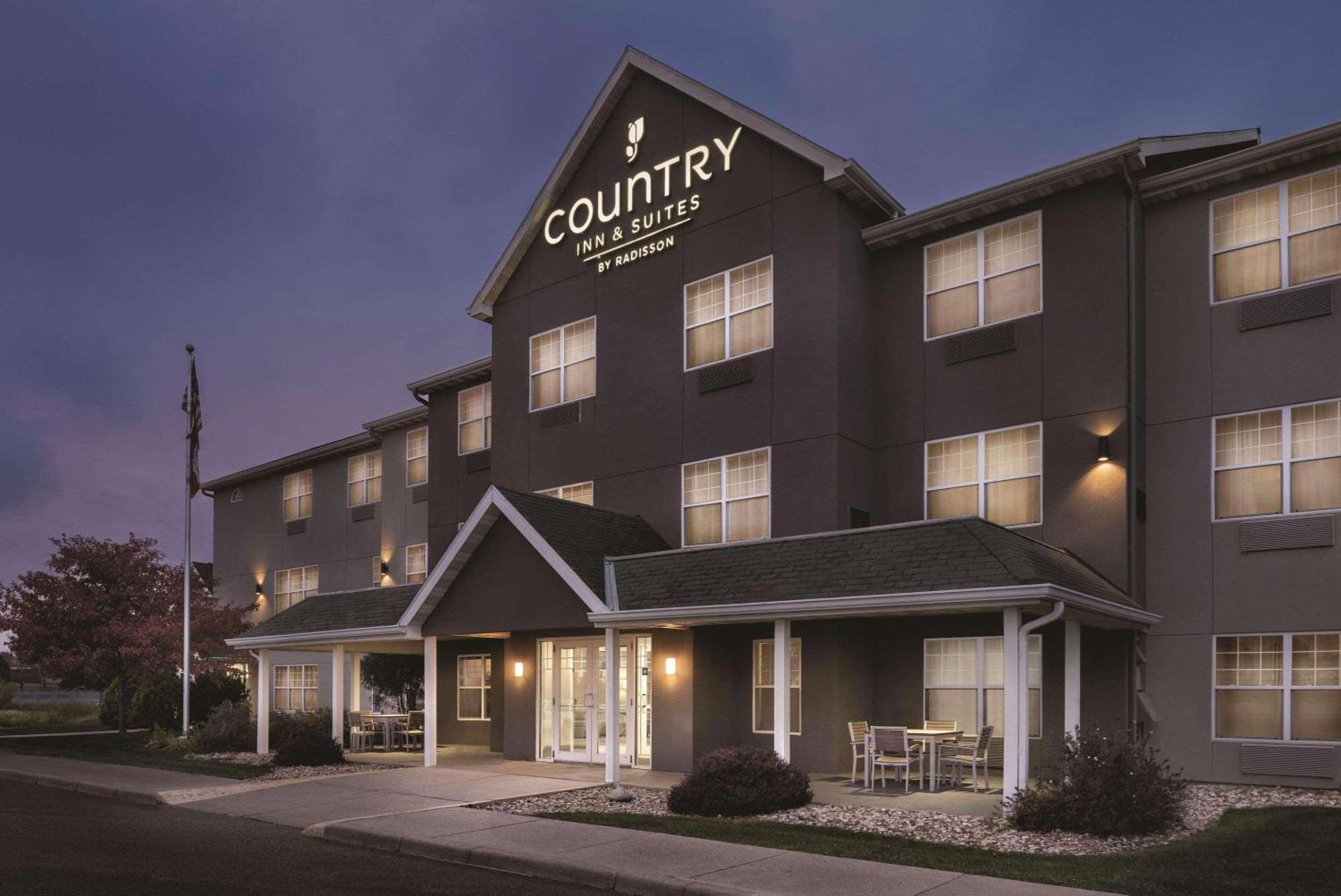 Country Inn & Suites By Radisson, Waterloo, Ia Ngoại thất bức ảnh